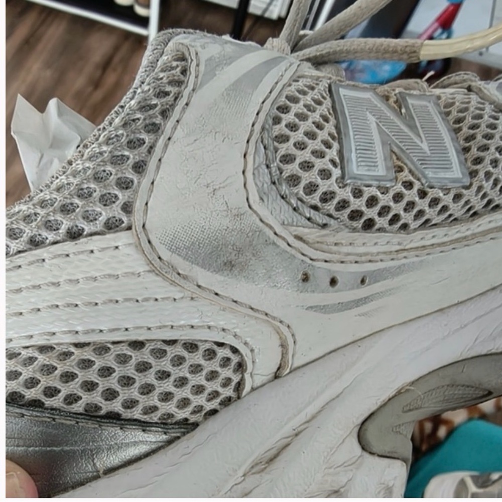 New Balance 530 Women’s Sneakers – White/Silver Metallic, Size US 5, New - Picture 5 of 9